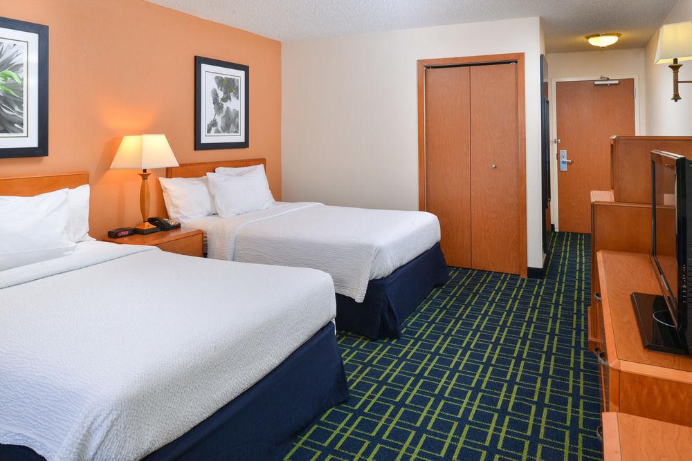 Fairfield Inn And Suites Charleston North/University Area North Charleston Esterno foto