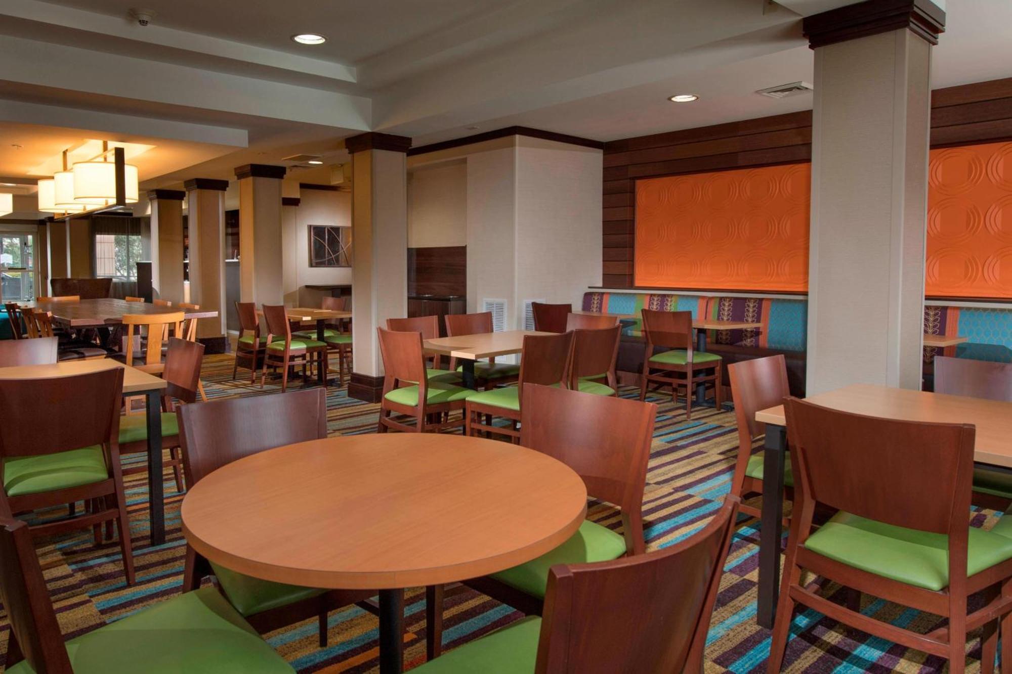 Fairfield Inn And Suites Charleston North/University Area North Charleston Esterno foto