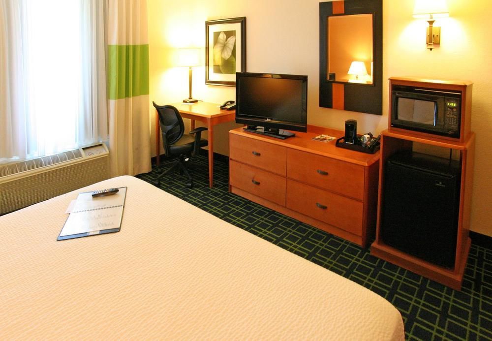 Fairfield Inn And Suites Charleston North/University Area North Charleston Esterno foto