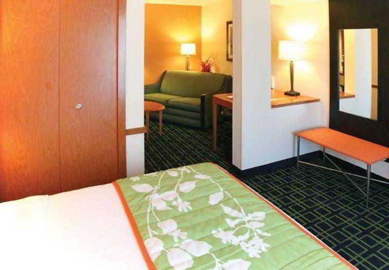 Fairfield Inn And Suites Charleston North/University Area North Charleston Esterno foto